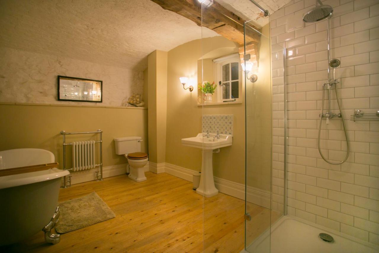 Glyn Y Coed, Mumbles Apartment